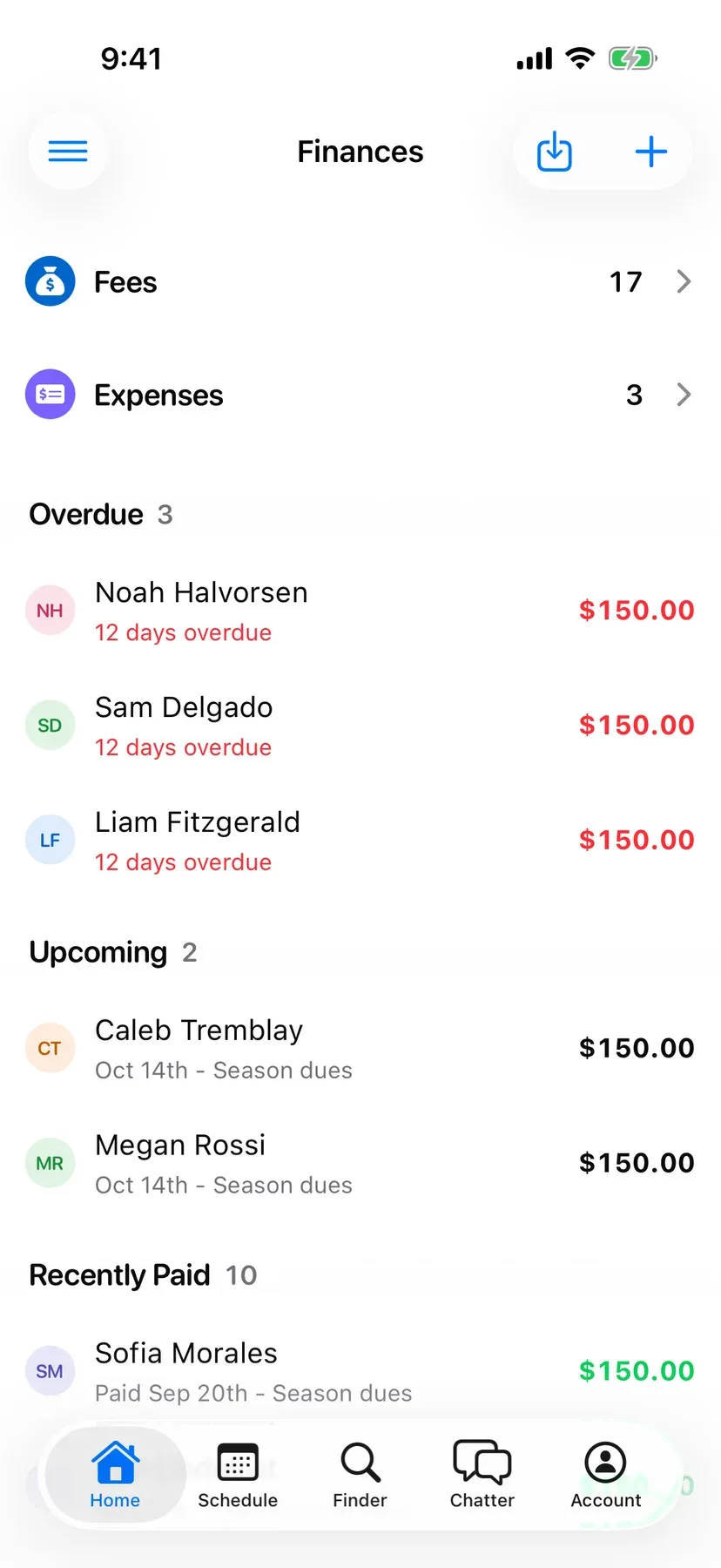BenchApp finances screen showing fees collected and players who still owe